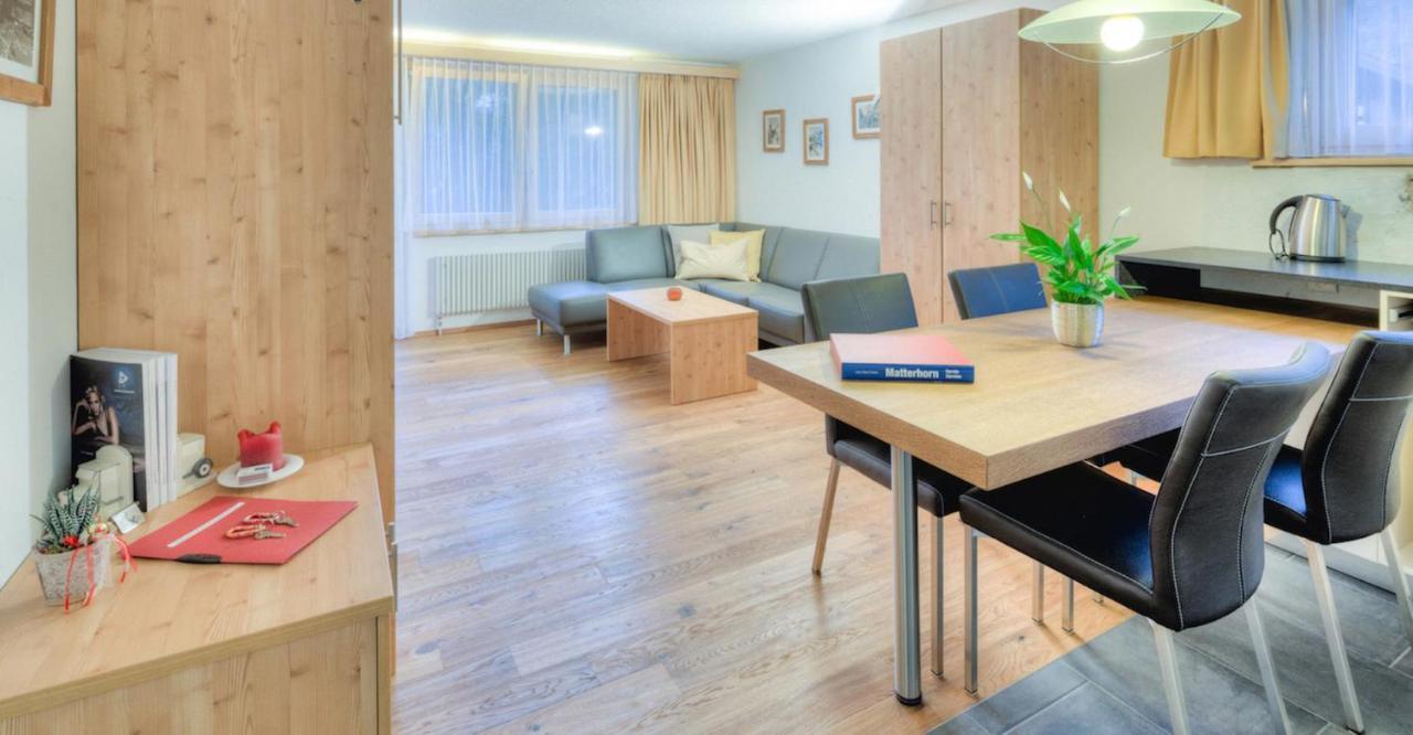 Ferienhaus Felice Цермат Екстериор снимка